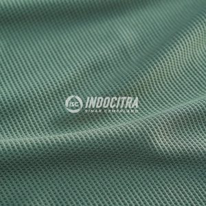 WAFFLE UNIQLO (GR 190 LEBAR 183 CM)